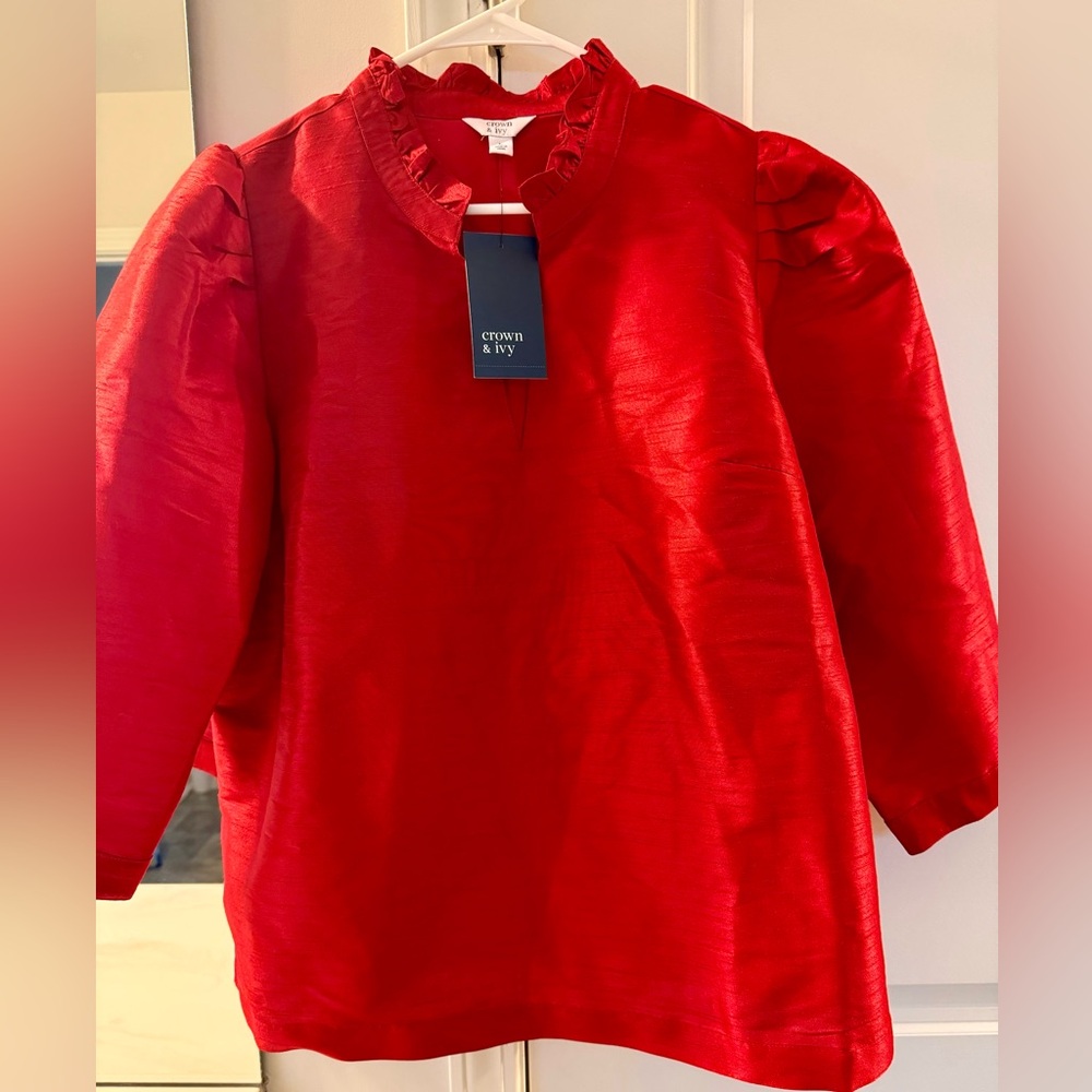 Crown & Ivy blouse